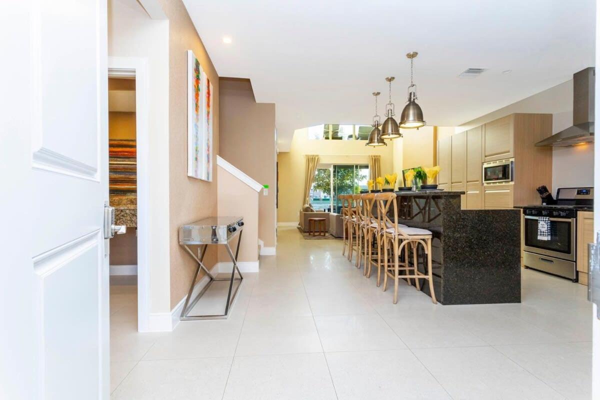 Stunning 4Bd Close To Disney @ Magic Village 7614 ออร์ลันโด ภายนอก รูปภาพ